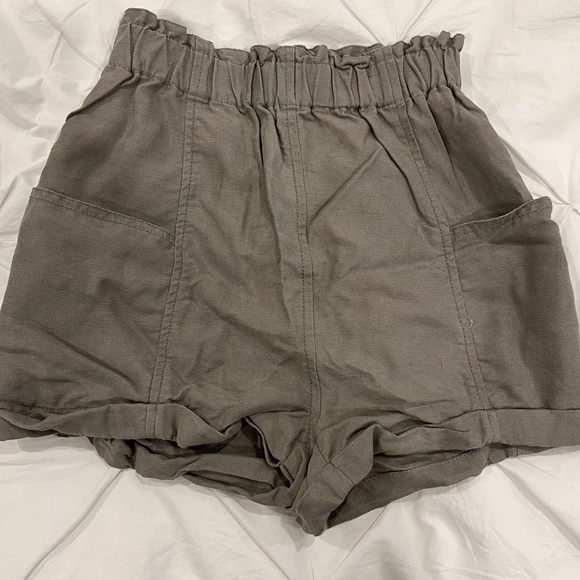 Talula olive green shorts - Picture 1 of 3